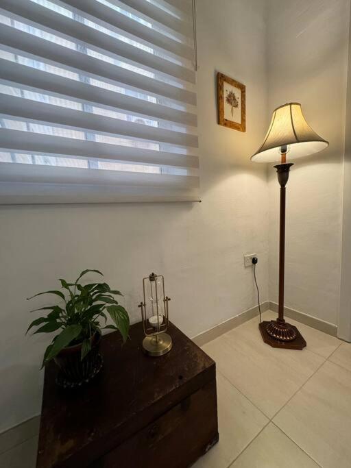 Modern Seaview-2 Min From